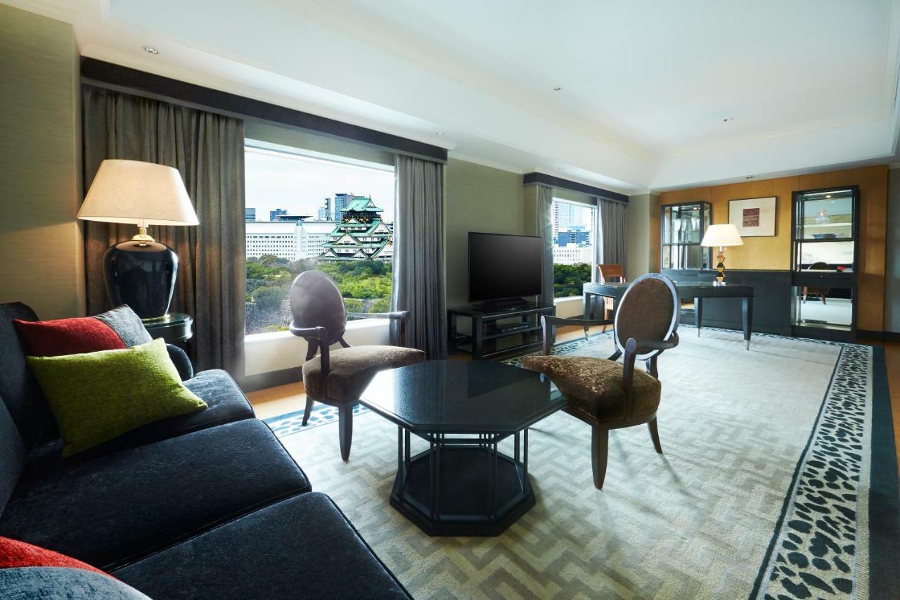 Hotel New Otani Ōsaka Eksteriør bilde A suite at the hotel